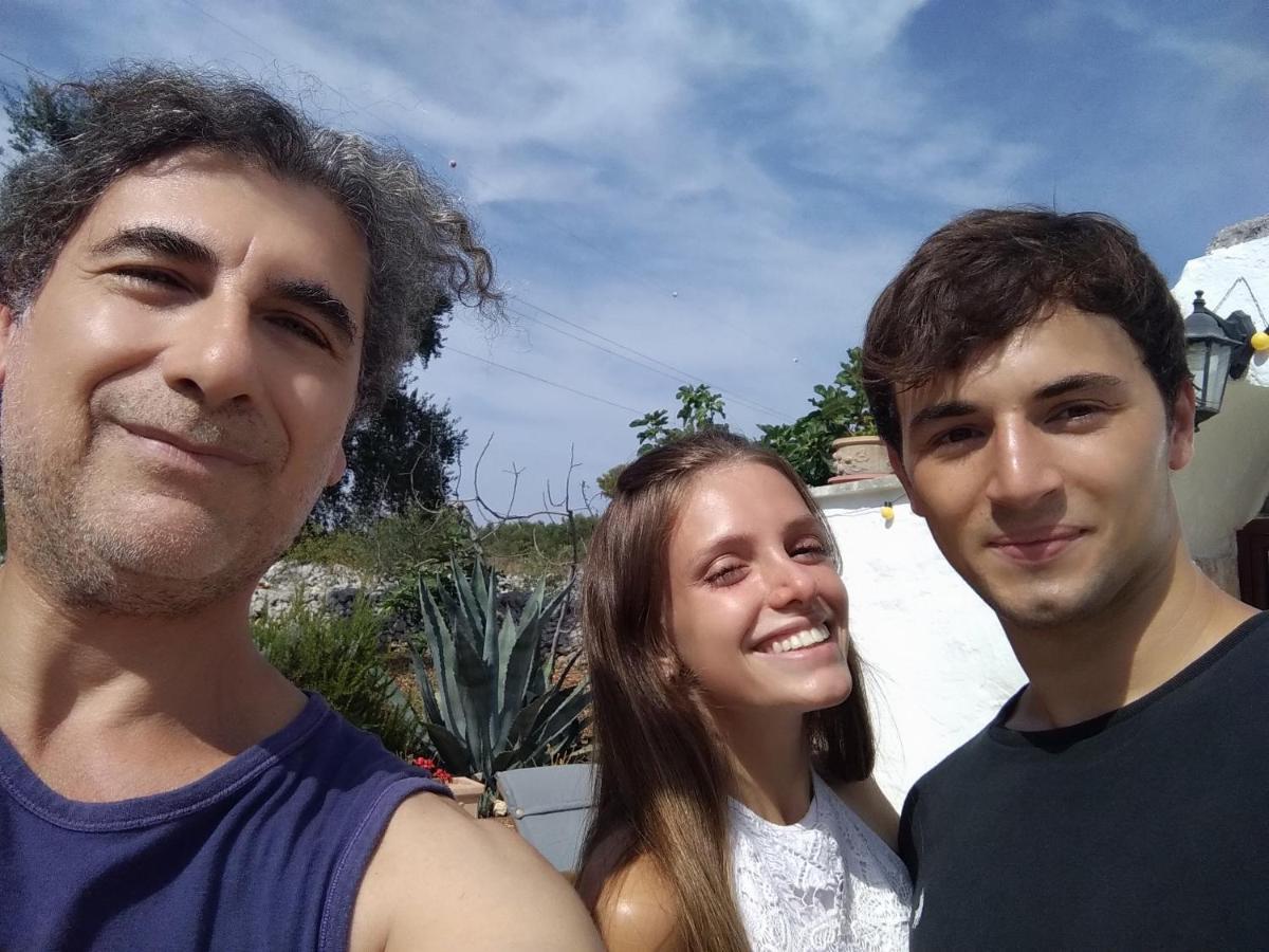 Piccolo Trullo Ostunese Le Jardin De Sophie' オストゥーニ エクステリア 写真