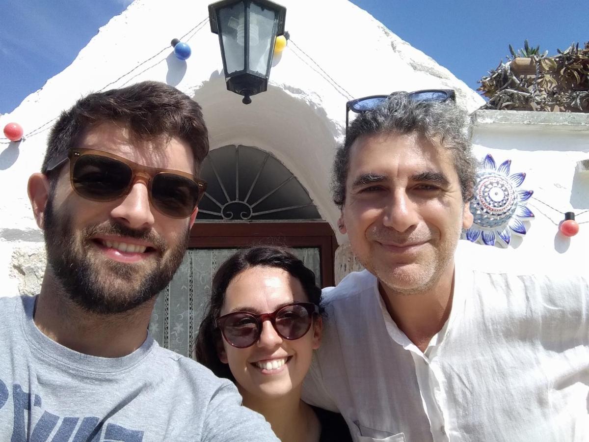 Piccolo Trullo Ostunese Le Jardin De Sophie' オストゥーニ エクステリア 写真