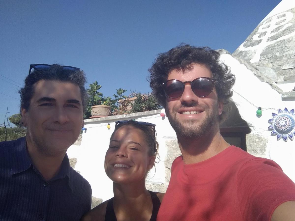 Piccolo Trullo Ostunese Le Jardin De Sophie' オストゥーニ エクステリア 写真