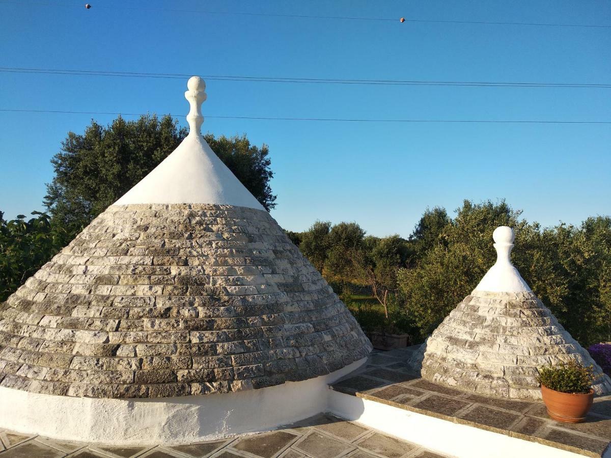 Piccolo Trullo Ostunese Le Jardin De Sophie' オストゥーニ エクステリア 写真