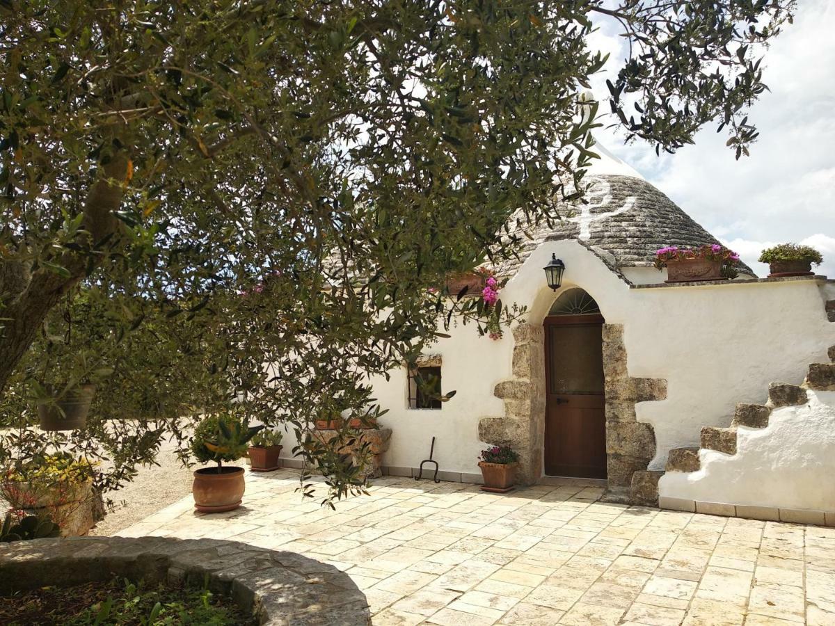 Piccolo Trullo Ostunese Le Jardin De Sophie' オストゥーニ エクステリア 写真